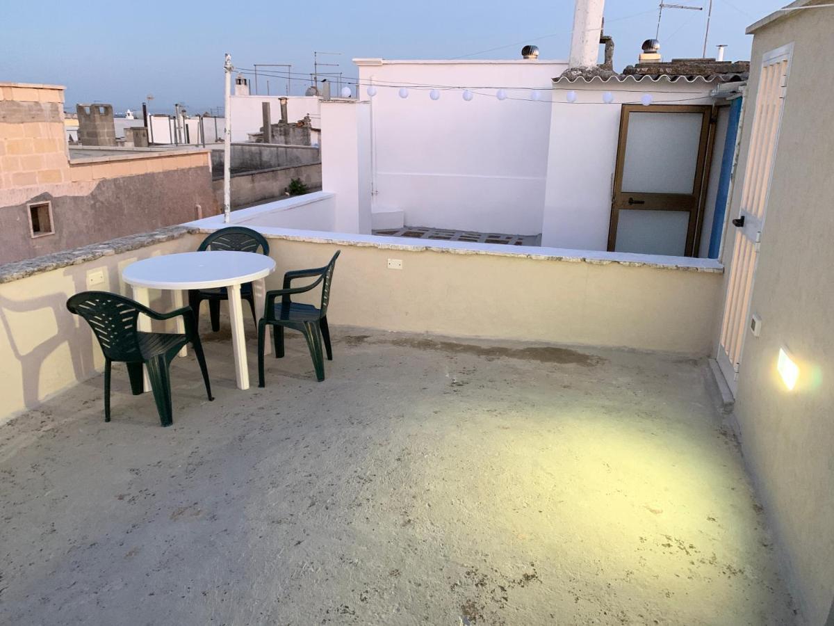 Dimora D'Errico - Monolocale Nel Centro Storico Appartement Carovigno Buitenkant foto