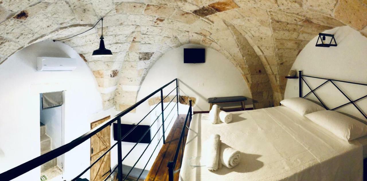 Dimora D'Errico - Monolocale Nel Centro Storico Appartement Carovigno Buitenkant foto