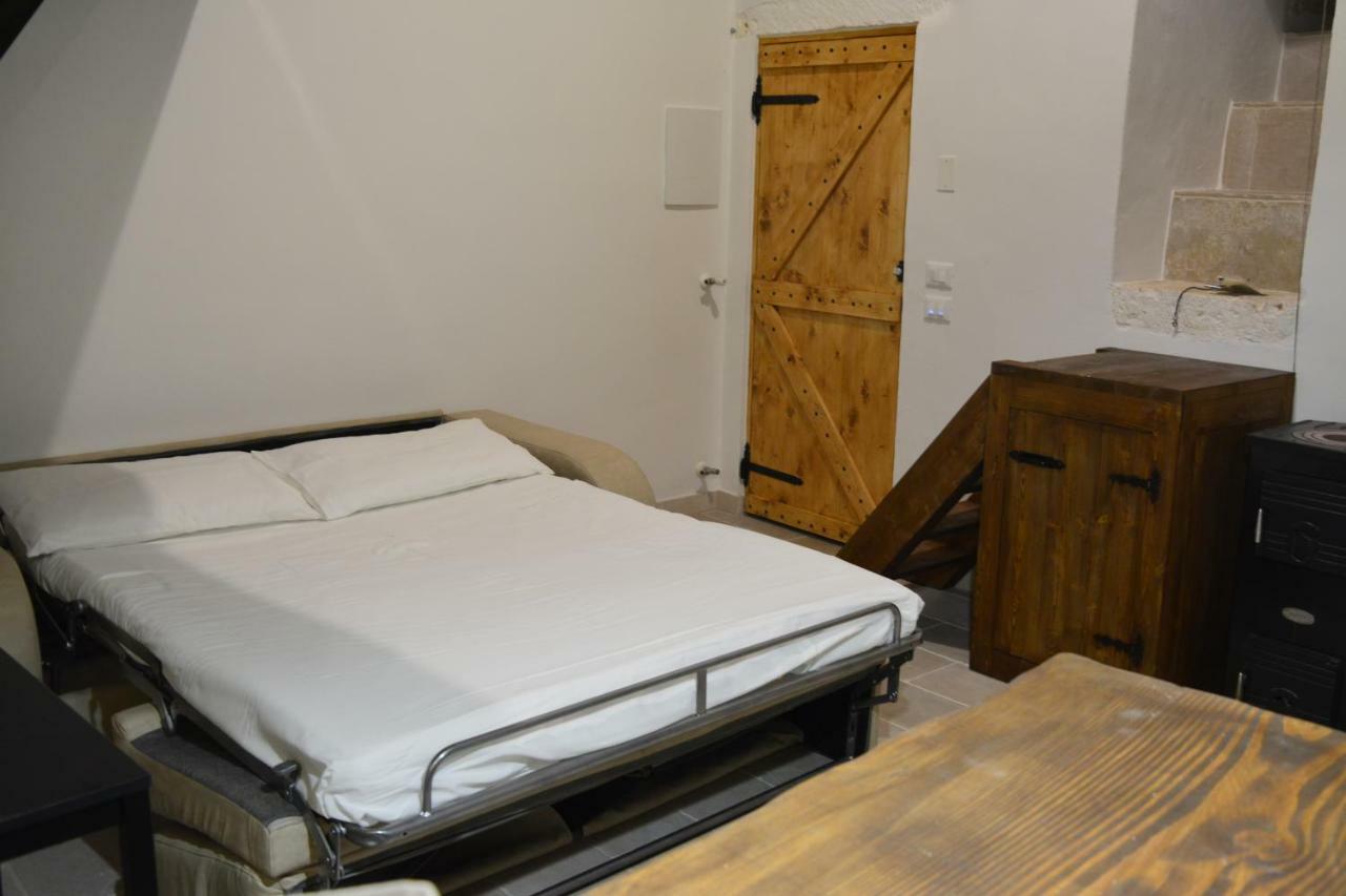 Dimora D'Errico - Monolocale Nel Centro Storico Appartement Carovigno Buitenkant foto